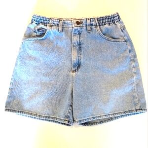 Vintage Lee cotton, light wash, high waist, elastic waist jorts. 12 Petite.
